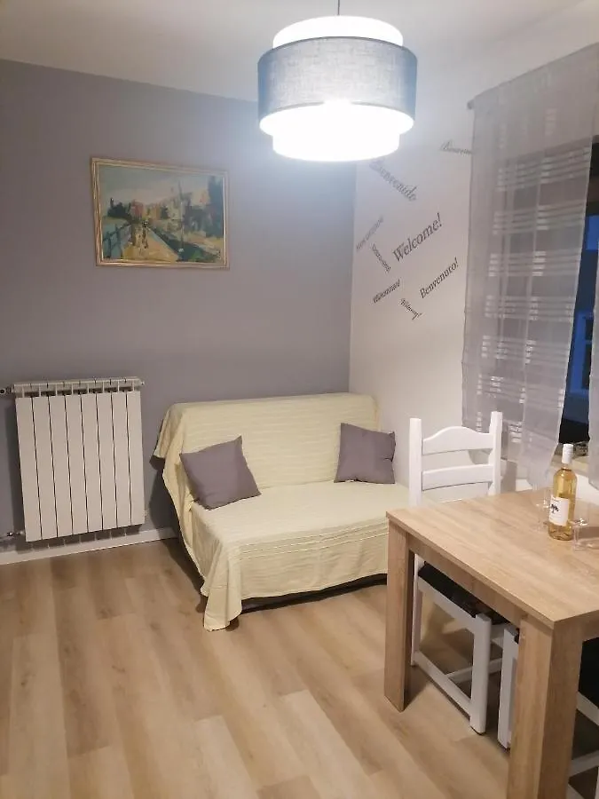 Apartment New Apartman Ziganto Z Near The Beach With Terrace Ičići Kroatien